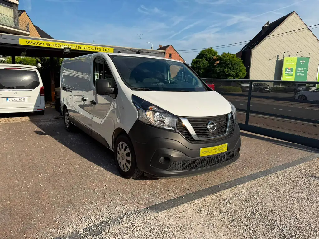 Nissan NV300 — 2.0 DCI * L2 * 120PK * AIRCO * CRUISE CONTROL * RADIO