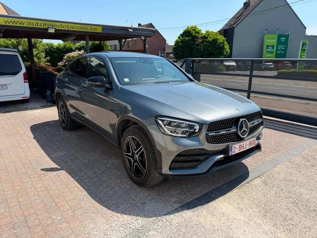 Mercedes-Benz GLC 300 — 300de * AMG PACK * 4MATIC * PANO * DISTRONIC * MEMORY * COGNAC LEDER